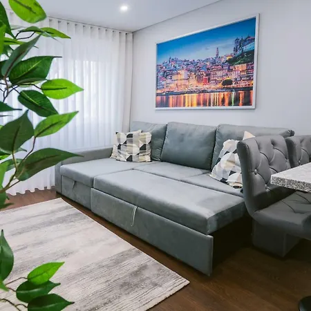 Lechartier 1 Apartment *