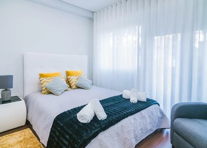 Lechartier 1 Apartment Porto