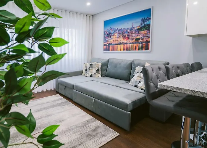 Lechartier 1 Apartment *